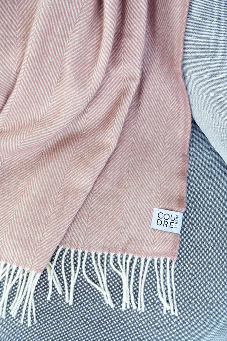 Wolldecke / Kuscheldecke herringbone rosestone