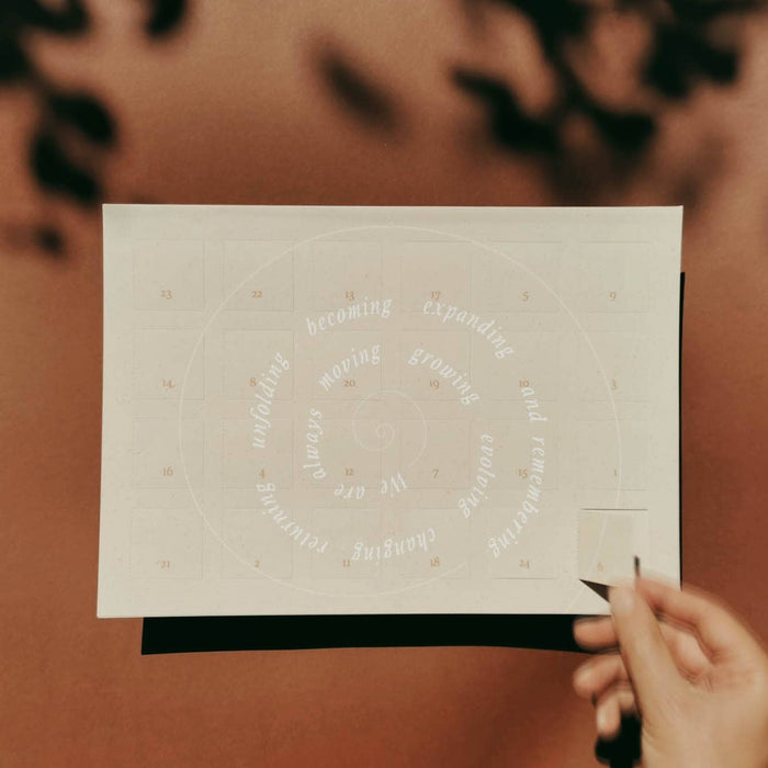 Adventskalendar mit 24 Affirmationen - Cosmic Intentions