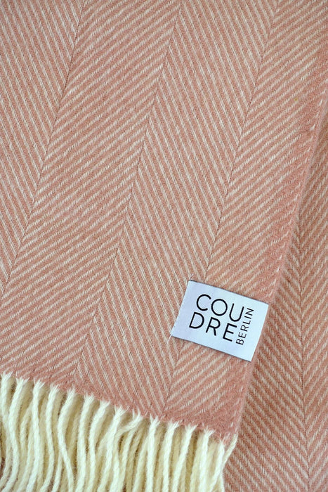 Wolldecke / Kuscheldecke herringbone rosestone