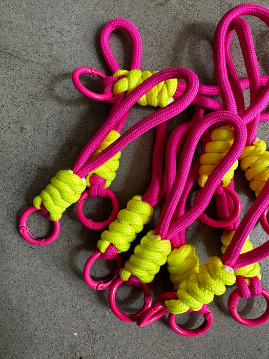 Schlüsselanhänger - neongelb/pink