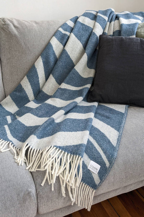Woolen Blanket bold lake  / Wolldecke / Kuscheldecke
