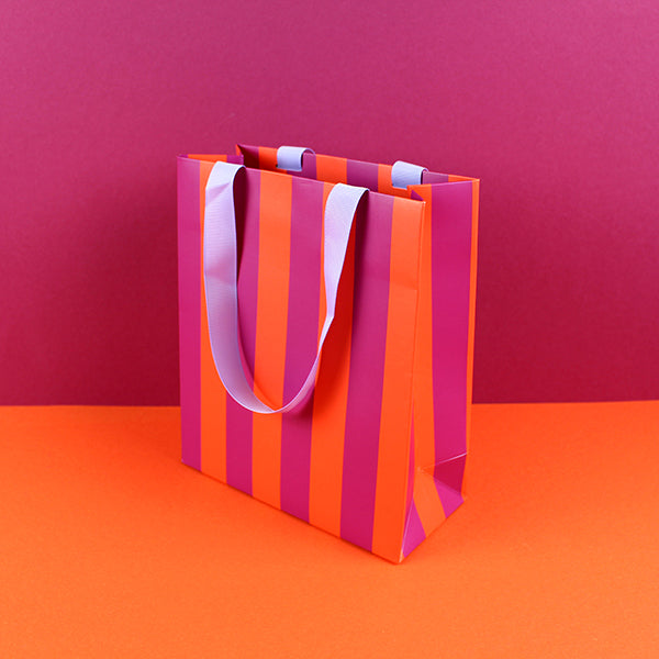 Ava & Yves Geschenktüte Stripes M Violett-Koralle-Flieder