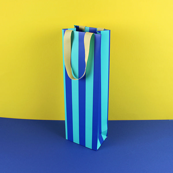 Ava & Yves Geschenktüte Stripes Flasche Blau-Mint-Gelb