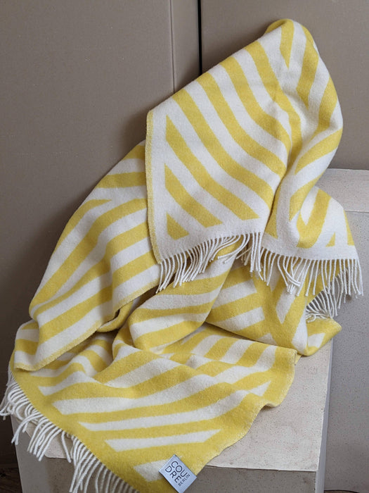 Wolldecke / Kuscheldecke FRANK lemon / off white