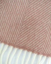 Wolldecke / Kuscheldecke herringbone rosestone