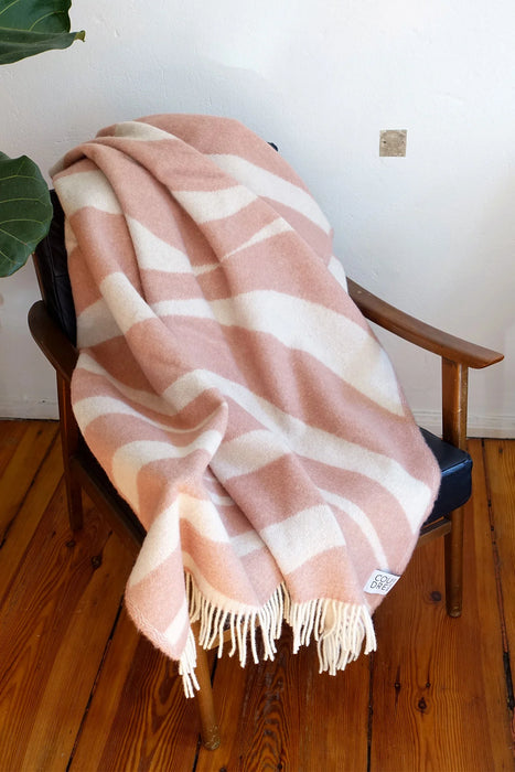 Coudre Berlin Wolldecke / Kuscheldecke - Bold Rosestone