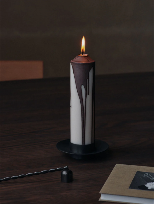 Ferm Living Dryp Stumpenkerze - Dark Chocolate