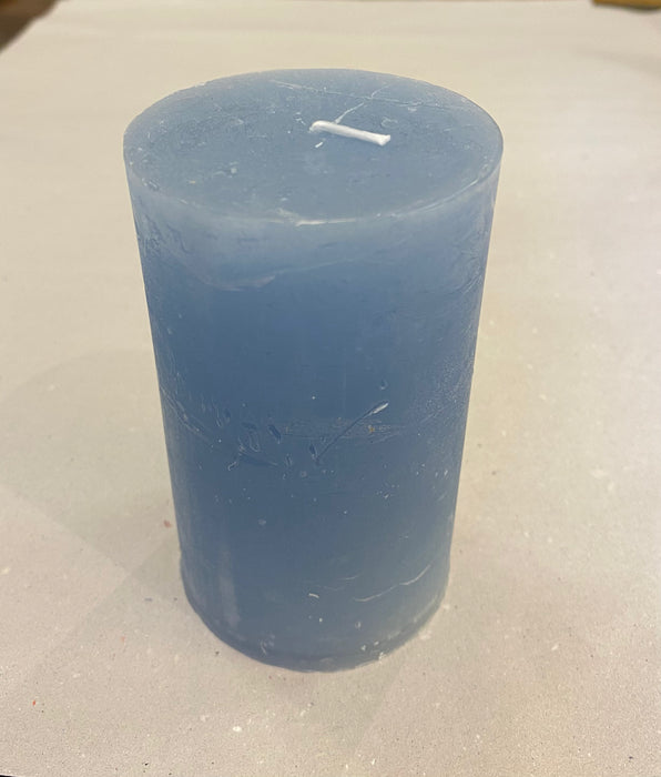 Stumpenkerze Winterblau  6 x 10 cm