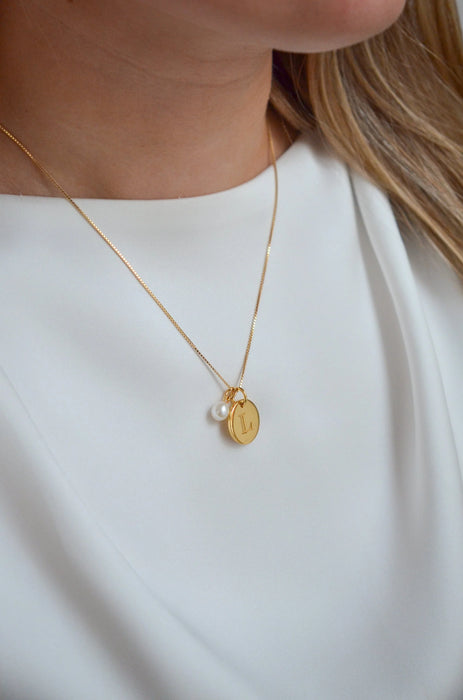 Syster P Beloved Pearl Pendant - Gold