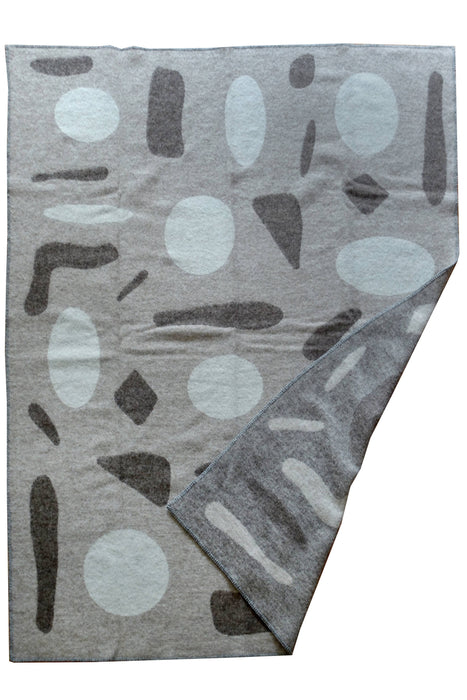 Wolldecke / Kuscheldecke pebbles limestone / earth / chalk