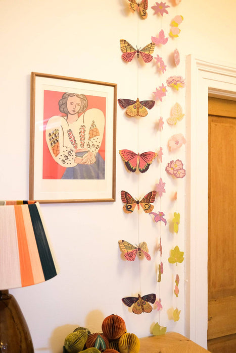 Schmetterling (Vertikal) - Genähte Wandbehang