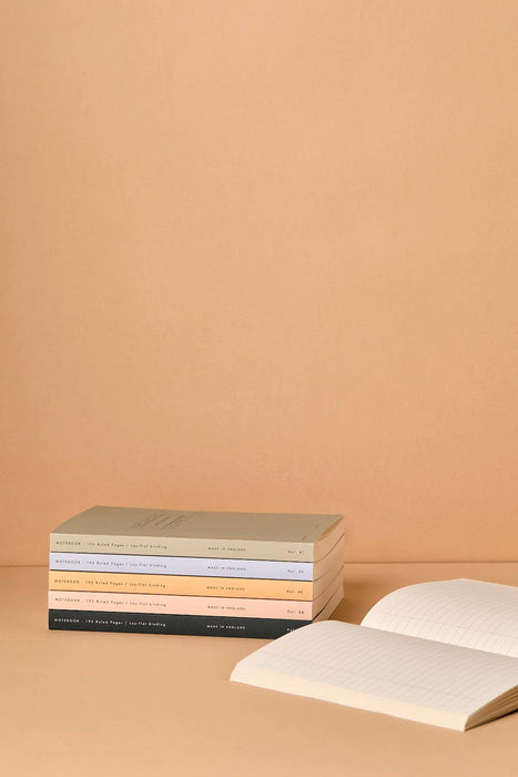 Notizbuch -  Ruled Patricia Green, Lay Flach