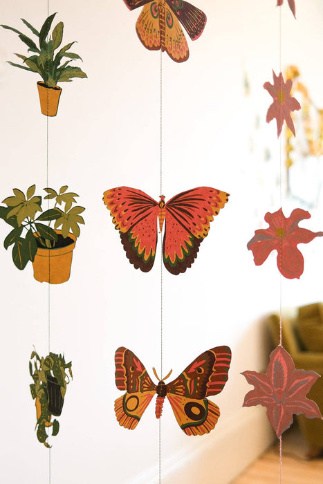 Schmetterling (Vertikal) - Genähte Wandbehang