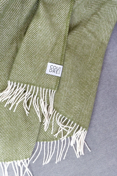 Wolldecke / Kuscheldecke herringbone moss