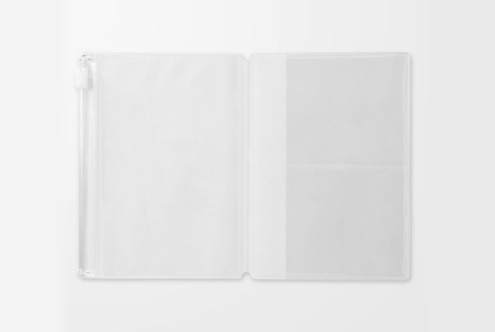 Traveler's Notebook - Passport Size / Refill